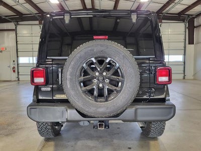 2023 Jeep Wrangler 4-Door Freedom 4x4