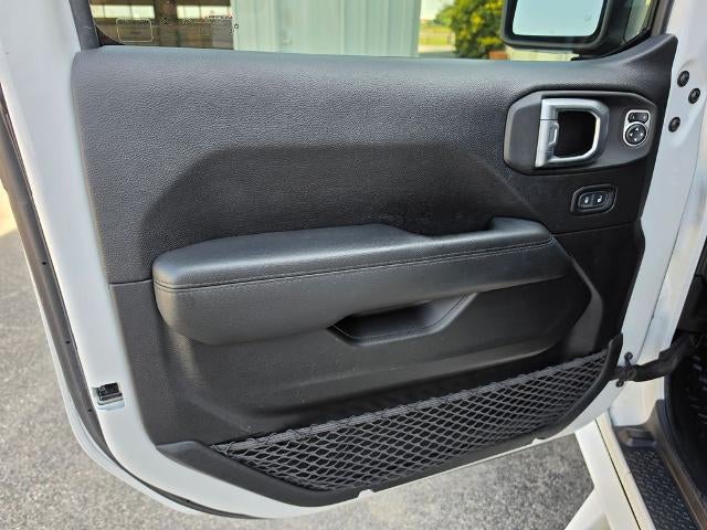 2020 Jeep Wrangler Unlimited Sahara Altitude