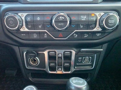 2020 Jeep Wrangler Unlimited Sahara Altitude