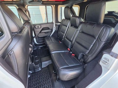 2020 Jeep Wrangler Unlimited Sahara Altitude