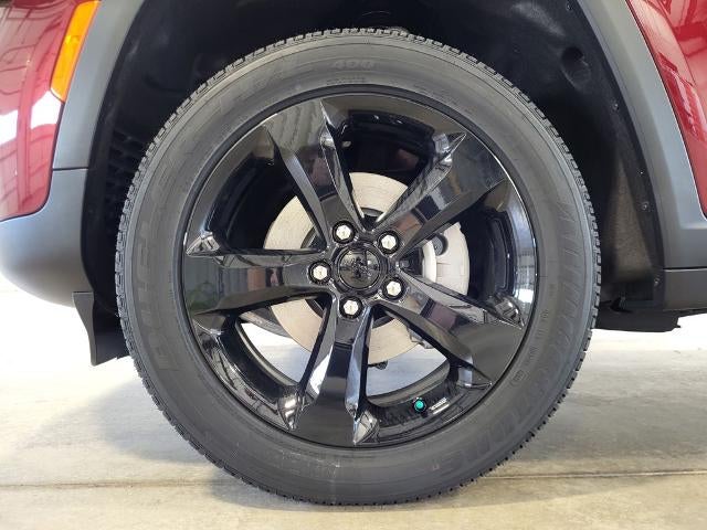 2025 Jeep Grand Cherokee Altitude X 4x2