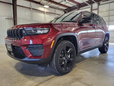 2025 Jeep Grand Cherokee Altitude X 4x2