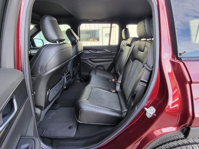 2025 Jeep Grand Cherokee Altitude X 4x2