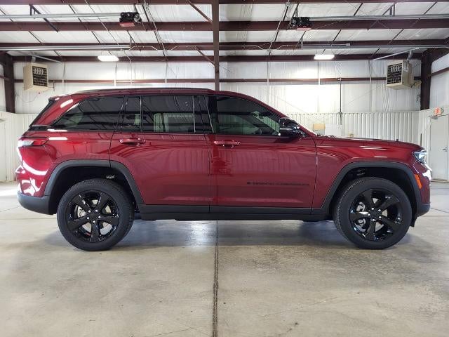 2025 Jeep Grand Cherokee Altitude X 4x2