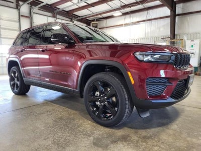 2025 Jeep Grand Cherokee Altitude X 4x2