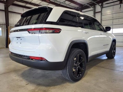 2025 Jeep Grand Cherokee Altitude 4x4