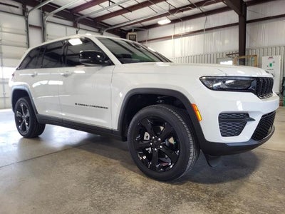 2025 Jeep Grand Cherokee Altitude 4x4