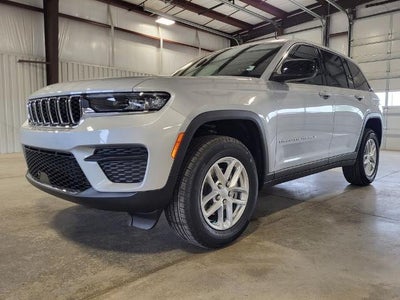2025 Jeep Grand Cherokee Laredo X 4x4