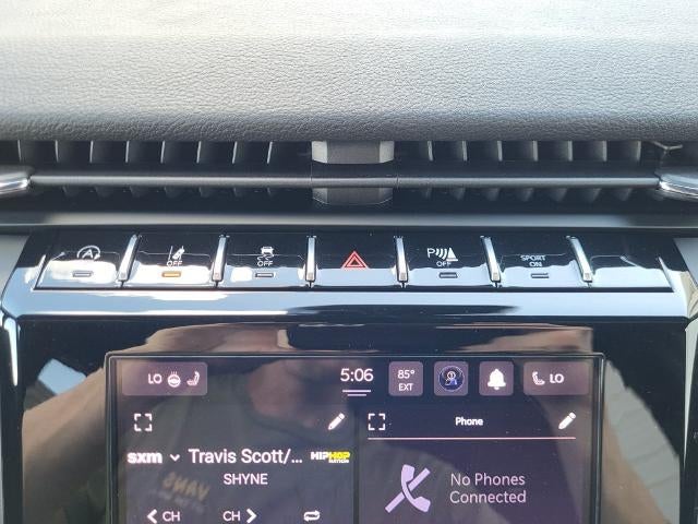 2025 Jeep Grand Cherokee Laredo X 4x4