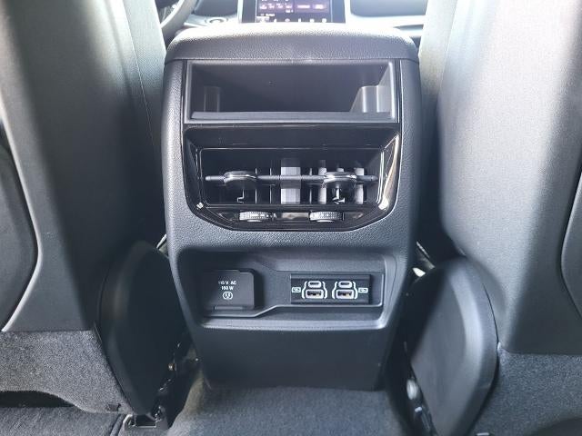 2025 Jeep Grand Cherokee Laredo X 4x4