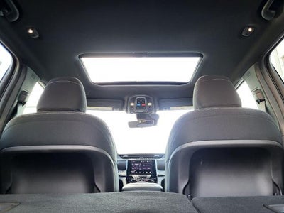 2025 Jeep Grand Cherokee Laredo X 4x4