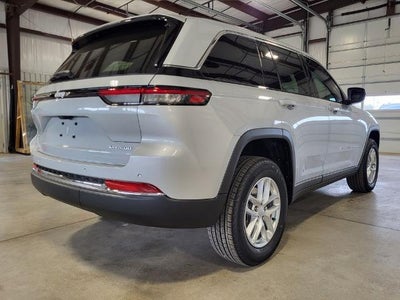 2025 Jeep Grand Cherokee Laredo X 4x4
