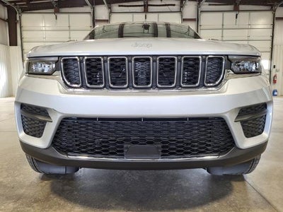 2025 Jeep Grand Cherokee Laredo X 4x4