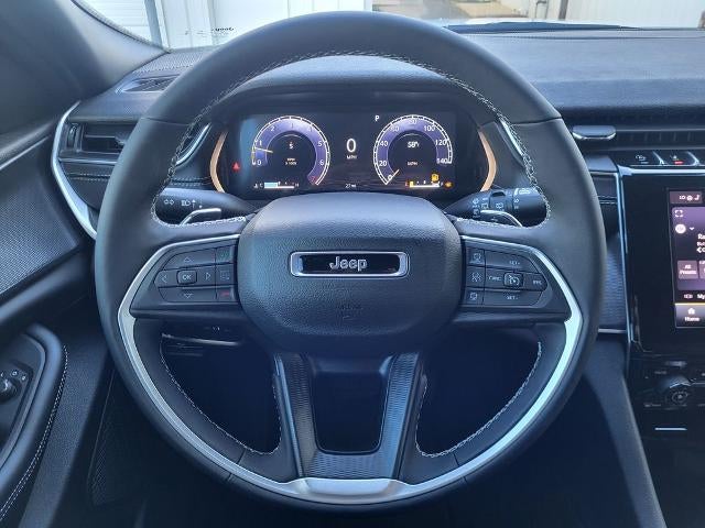 2025 Jeep Grand Cherokee L Laredo 4x2