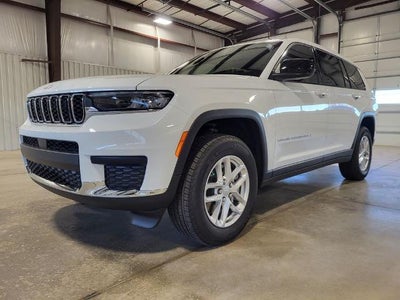 2025 Jeep Grand Cherokee L Laredo 4x2