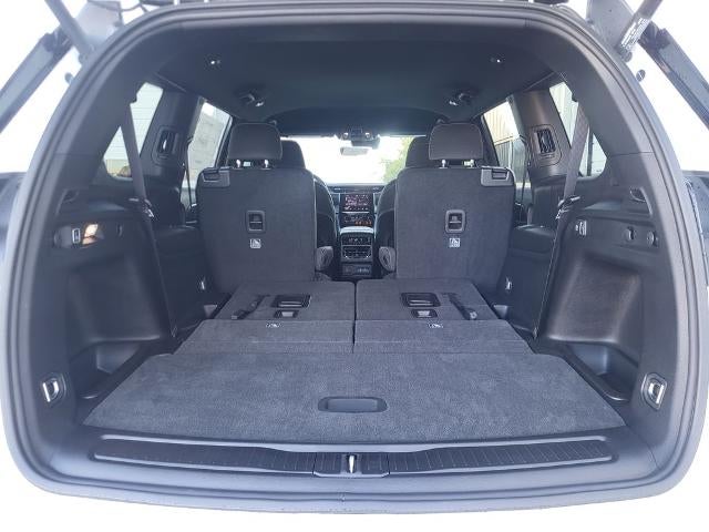 2025 Jeep Grand Cherokee L Laredo 4x2