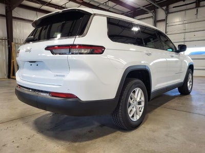 2025 Jeep Grand Cherokee L Laredo 4x2