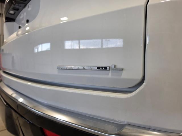 2023 Jeep Wagoneer L Series III - Photo 13