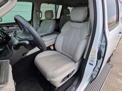 2023 Jeep Wagoneer L Series III 4x4
