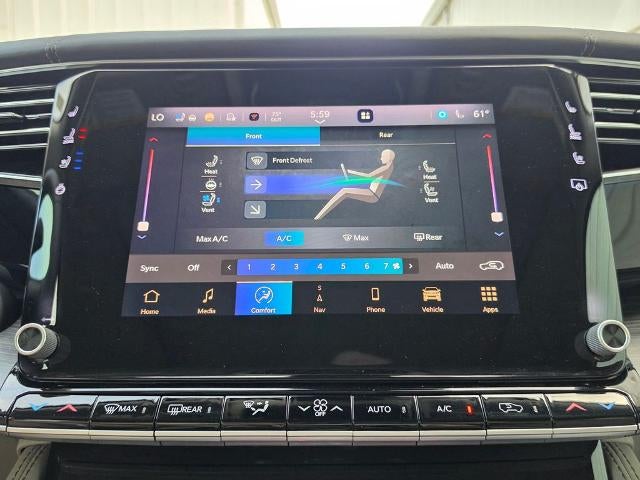2023 Jeep Wagoneer L Series III - Photo 21