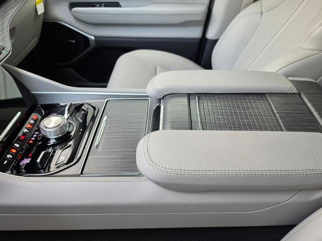 2023 Jeep Wagoneer L Series III 4x4