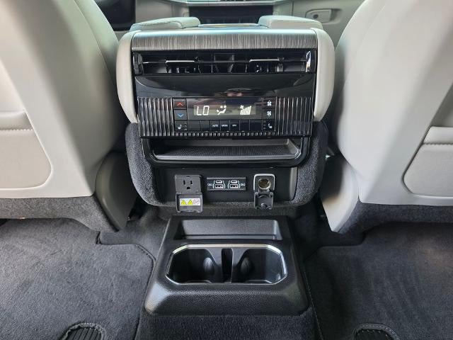 2023 Jeep Wagoneer L Series III 4x4