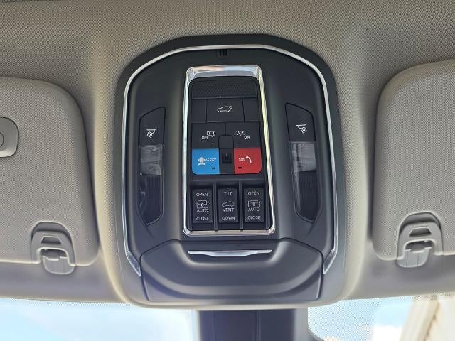 2023 Jeep Wagoneer L Series III 4x4