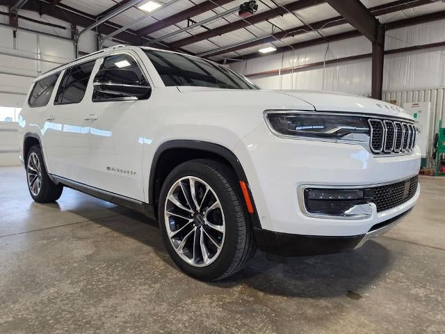 2023 Jeep Wagoneer L Series III - Photo 7