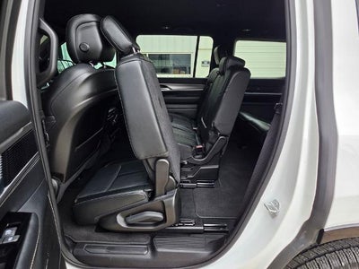 2025 Jeep Wagoneer Series II