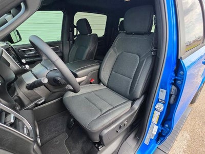2025 RAM 1500 Big Horn Crew Cab 4x4 5'7" Box