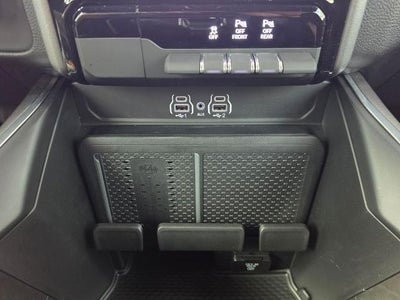2025 RAM 1500 Big Horn Crew Cab 4x4 5'7" Box