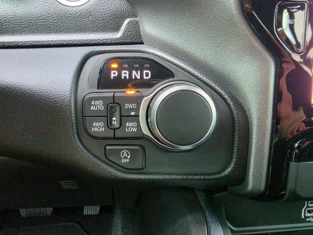 2025 RAM 1500 Big Horn Crew Cab 4x4 5'7" Box