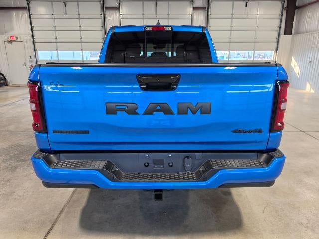 2025 RAM 1500 Big Horn Crew Cab 4x4 5'7" Box