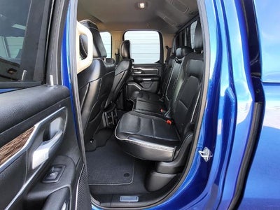 2019 RAM 1500 Laramie Quad Cab 4x4 6'4" Box