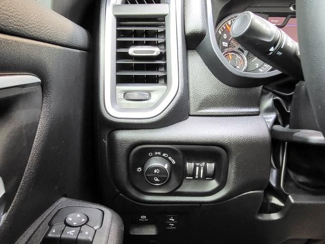 2025 RAM 1500 Big Horn Crew Cab 4x4 5'7" Box