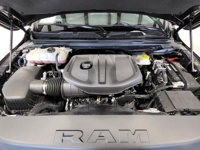 2025 RAM 1500 Big Horn Crew Cab 4x4 5'7" Box