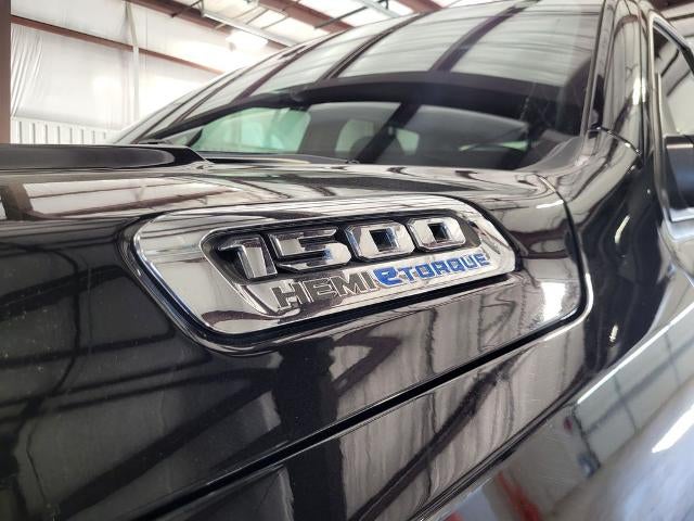 2023 RAM 1500 Lone Star Crew Cab 4x4 5'7" Box