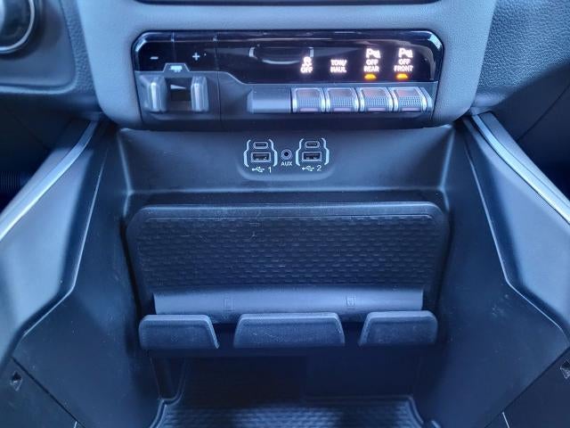 2023 RAM 1500 Lone Star Crew Cab 4x4 5'7" Box