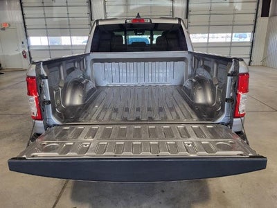 2020 RAM 1500 Big Horn Crew Cab 4x4 5'7" Box