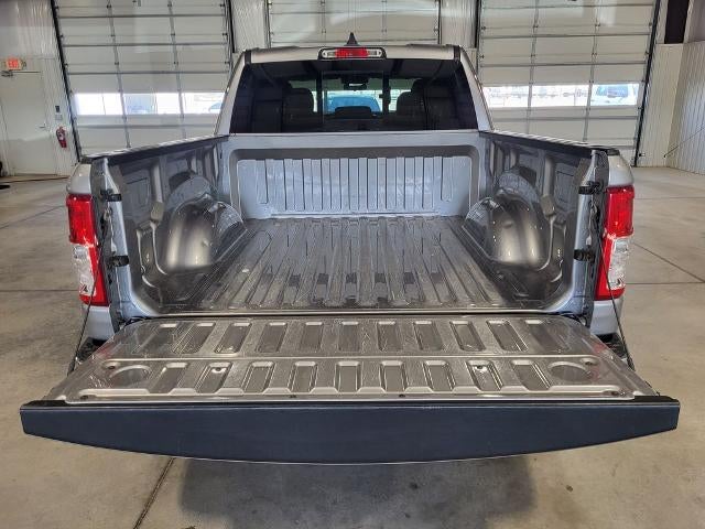 2020 RAM 1500 Big Horn Crew Cab 4x4 5'7" Box