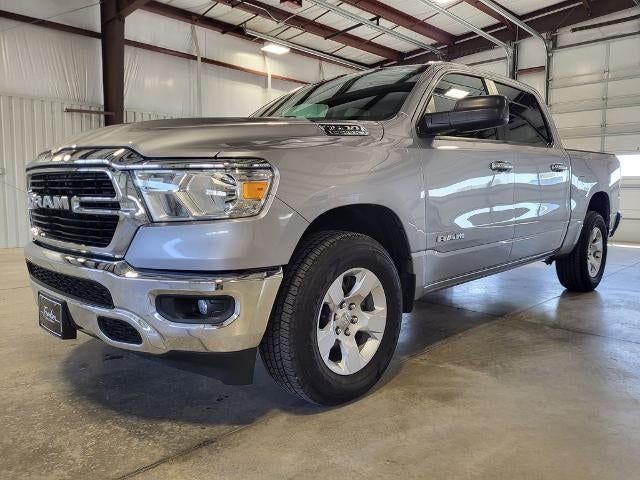 2020 RAM 1500 Big Horn Crew Cab 4x4 5'7" Box