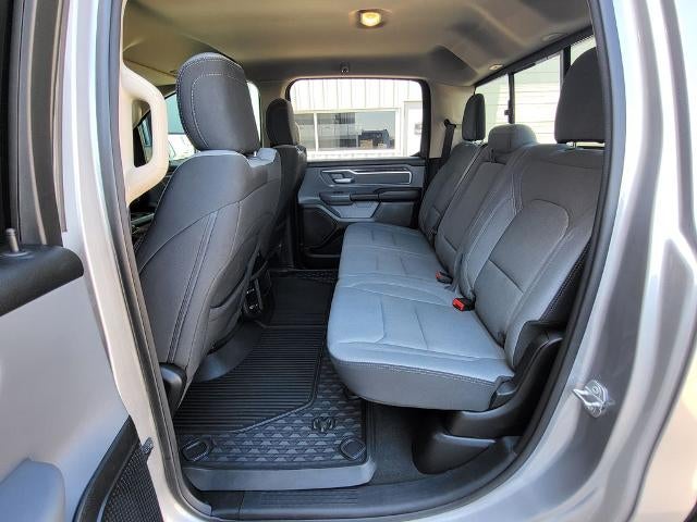 2020 RAM 1500 Big Horn Crew Cab 4x4 5'7" Box