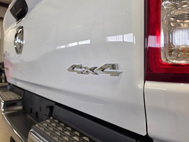 2023 RAM 1500 Big Horn Crew Cab 4x4 5'7" Box