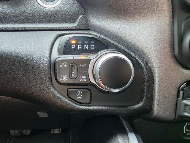 2023 RAM 1500 Big Horn Crew Cab 4x4 5'7" Box