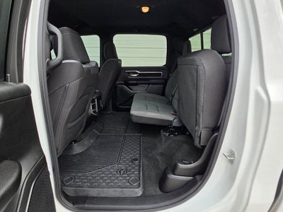 2023 RAM 1500 Big Horn Crew Cab 4x4 5'7" Box