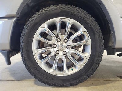 2022 RAM 1500 Laramie Crew Cab 4x4 5'7" Box