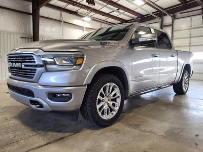 2022 RAM 1500 Laramie Crew Cab 4x4 5'7" Box
