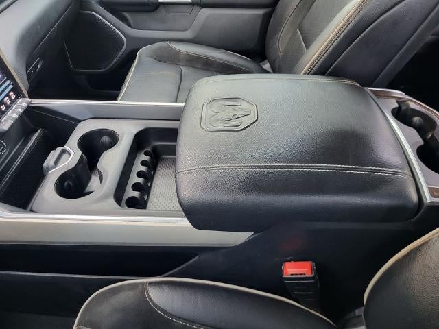 2022 RAM 1500 Laramie Crew Cab 4x4 5'7" Box