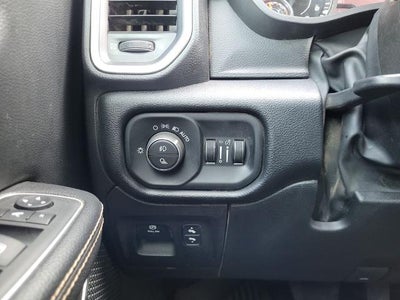 2022 RAM 1500 Laramie Crew Cab 4x4 5'7" Box