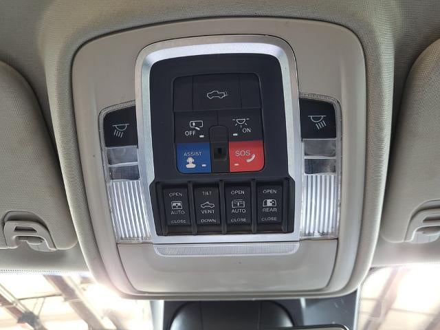 2022 RAM 1500 Laramie Crew Cab 4x4 5'7" Box